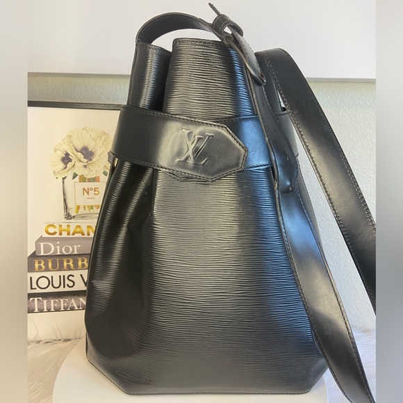 LV GUC Vintage EPI Sac D’Epaule GM - Picture 1 of 15